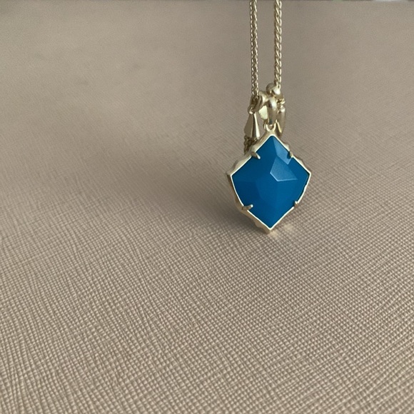 Kendra Scott Arlet Necklace in Blue Agate - Picture 9 of 14